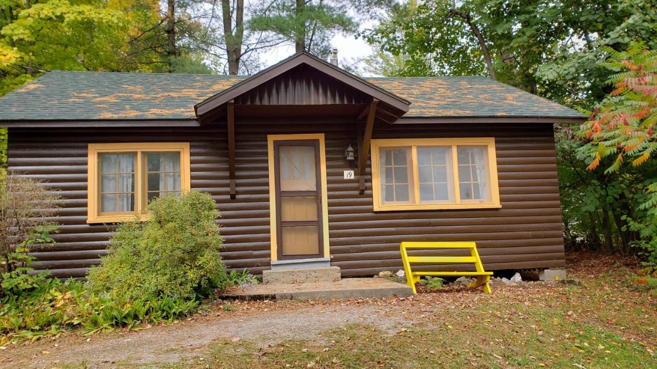 Miners' Bay Lodge Minden エクステリア 写真